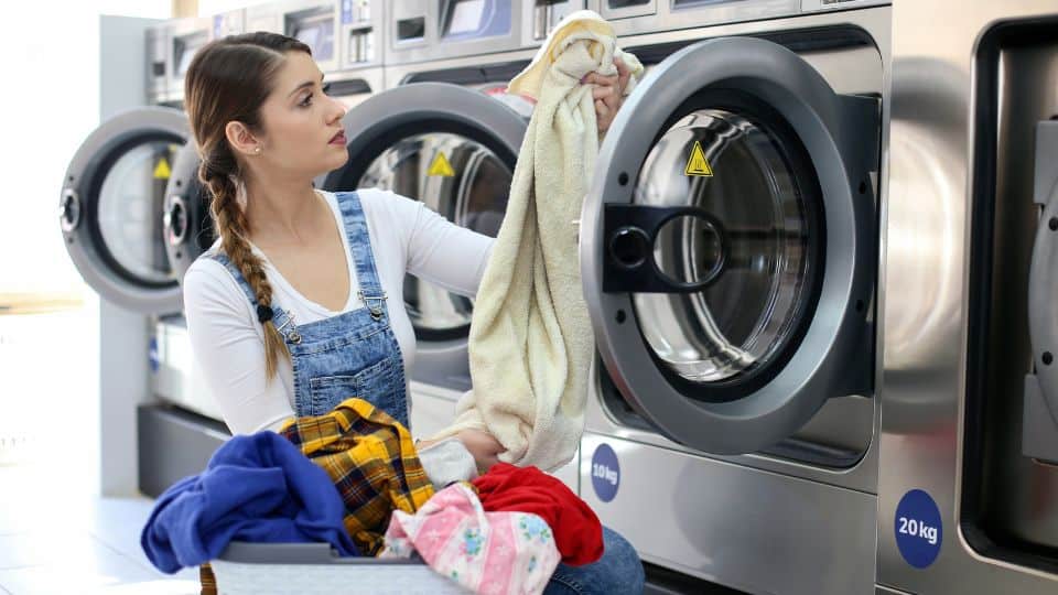 שקול את צרכי הכביסה שלך